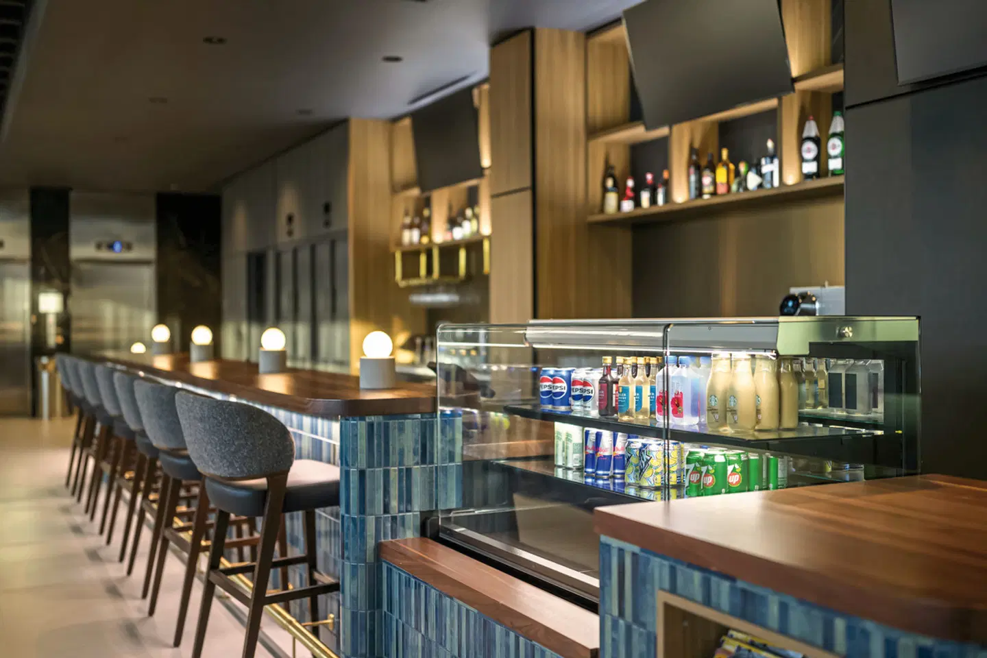 Hyatt Place Whitehorse Bar