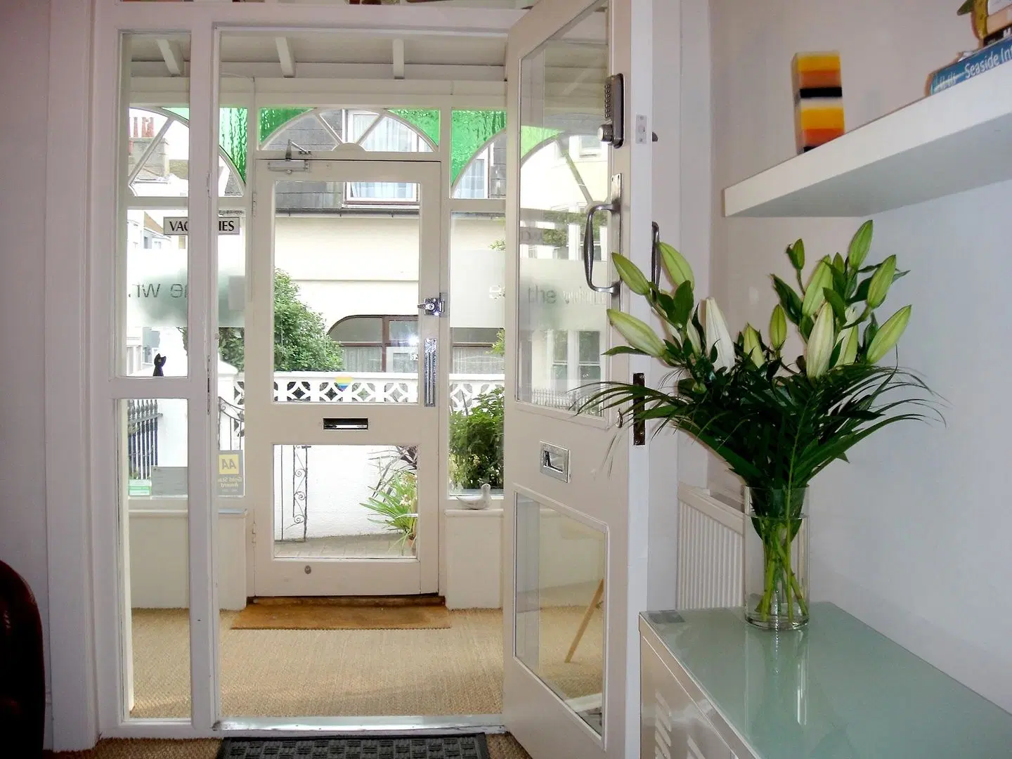 The White House LOUNGE_LOBBY