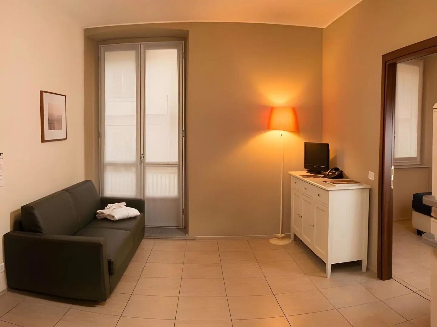 Santa Giulia Art & Wine Residence ROOM_EXAMPLE