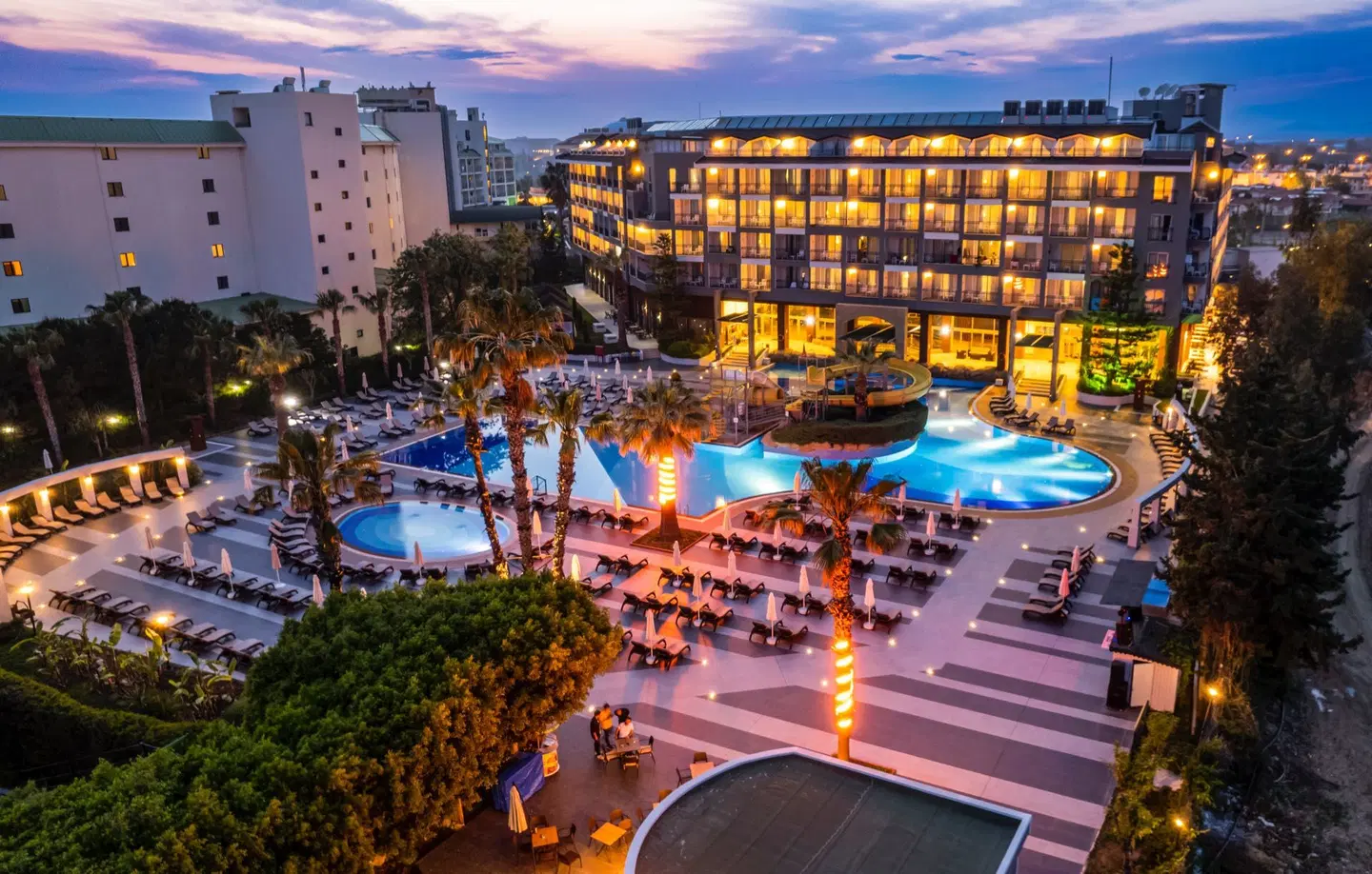 Washington Resort Hotel & Spa EXTERIOR