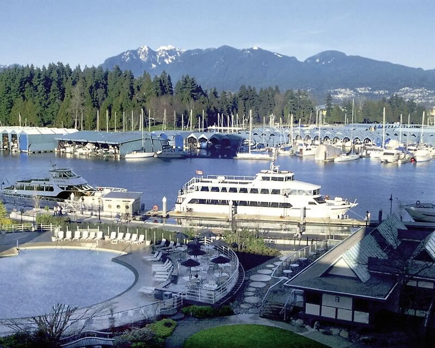 Westin Bayshore Vancouver OUTDOOR_POOL