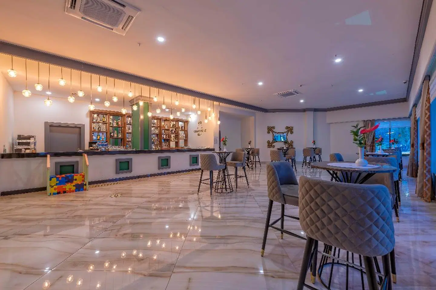 Amara Family Resort Bar