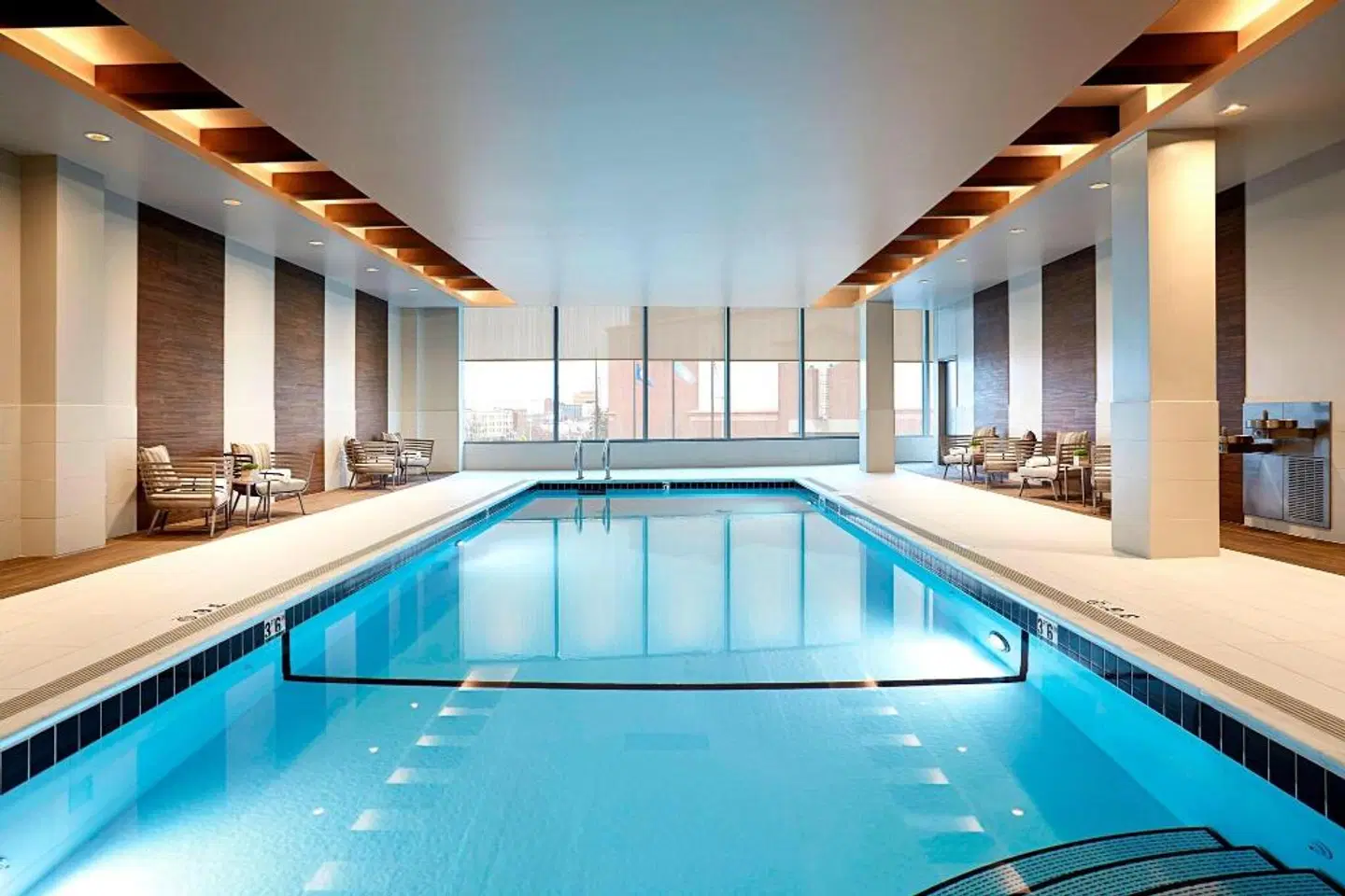 JW Marriott Minneapolis Mall of America INDOOR_POOL