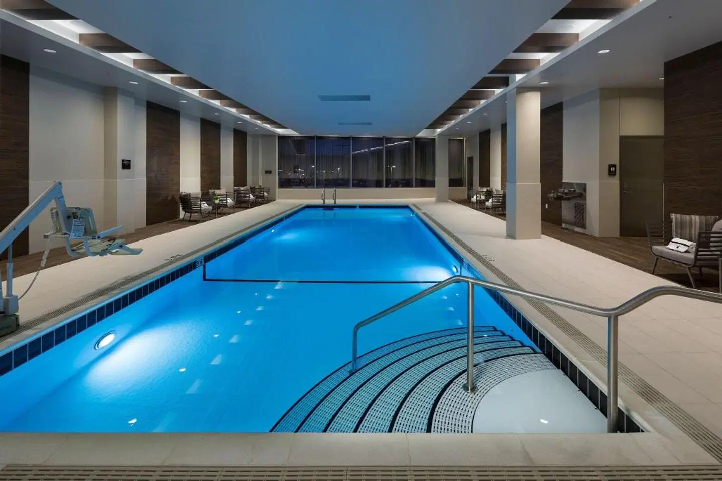 JW Marriott Minneapolis Mall of America OUTDOOR_POOL