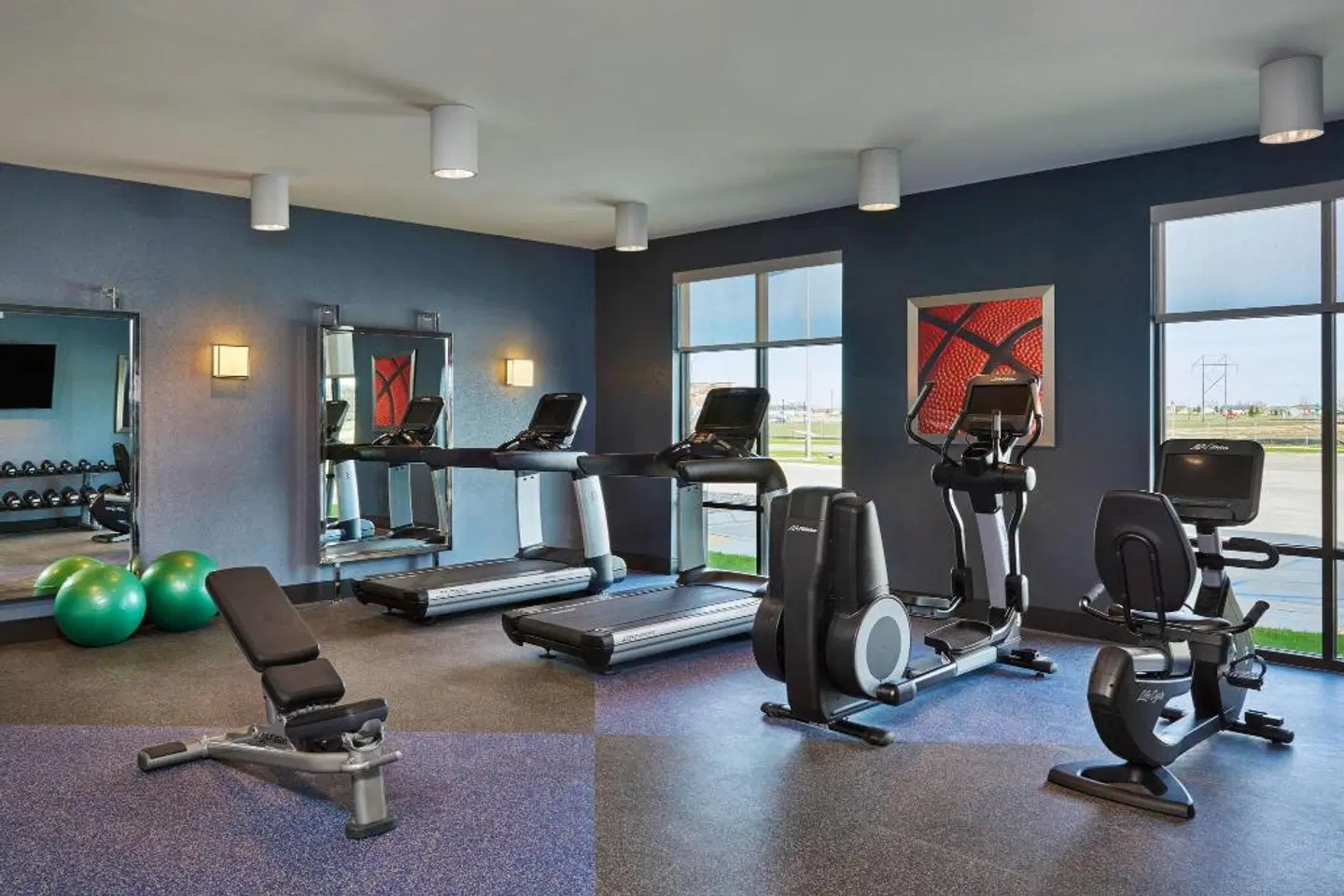 Four Points by Sheraton Fargo Medical Center SPORTS_AND_LEISURE