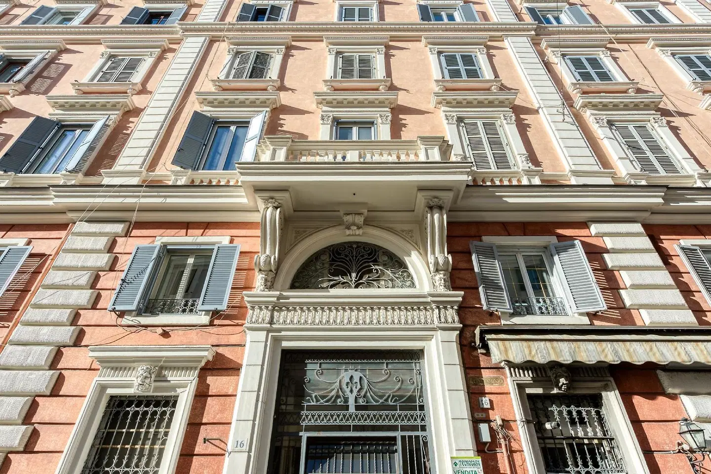 Le Suite Downtown EXTERIOR