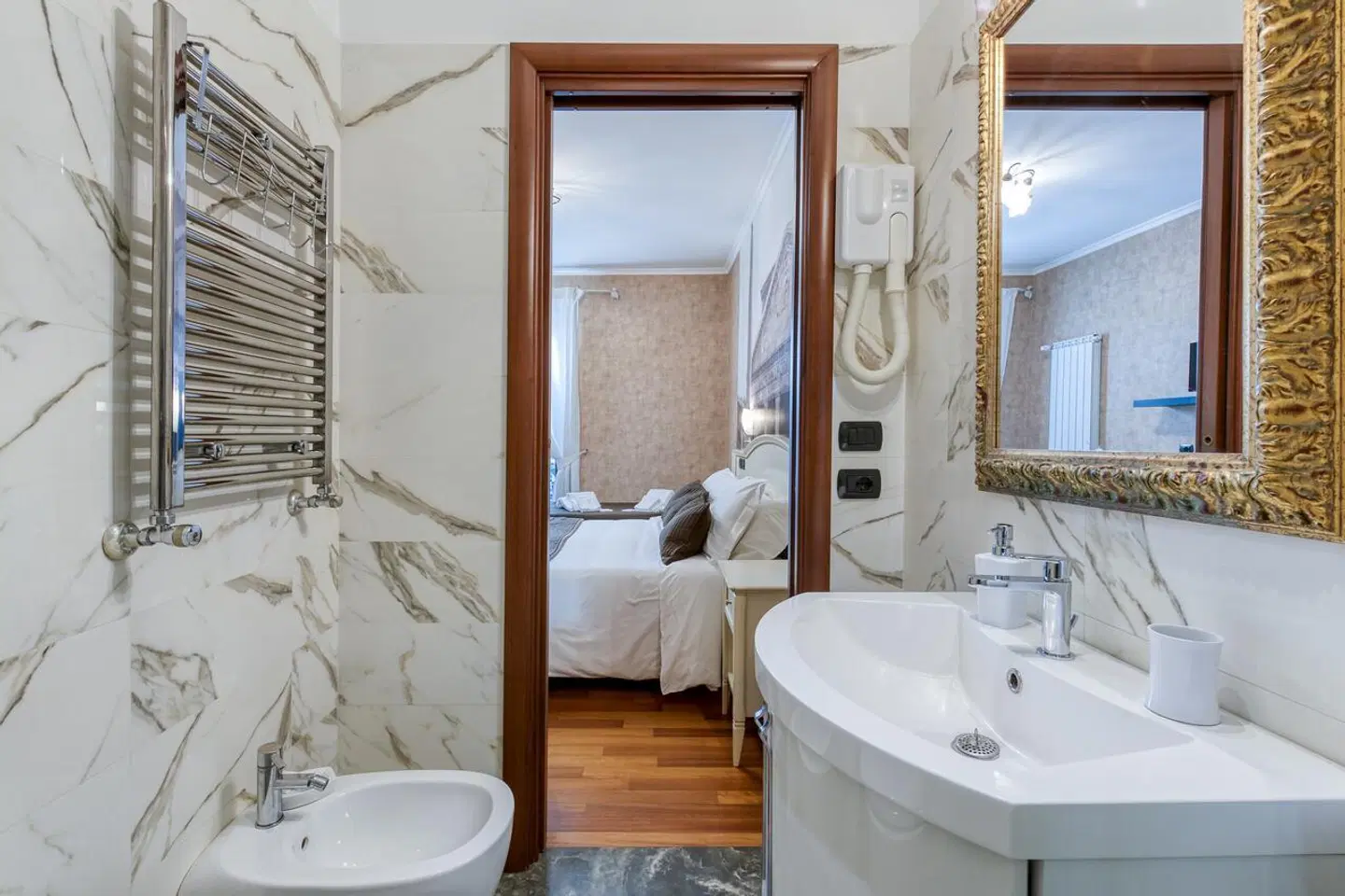 Le Suite Downtown Badezimmer