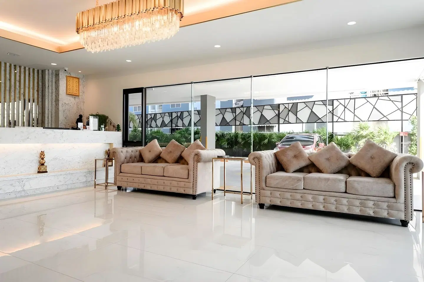 The chess hotel LOUNGE_LOBBY