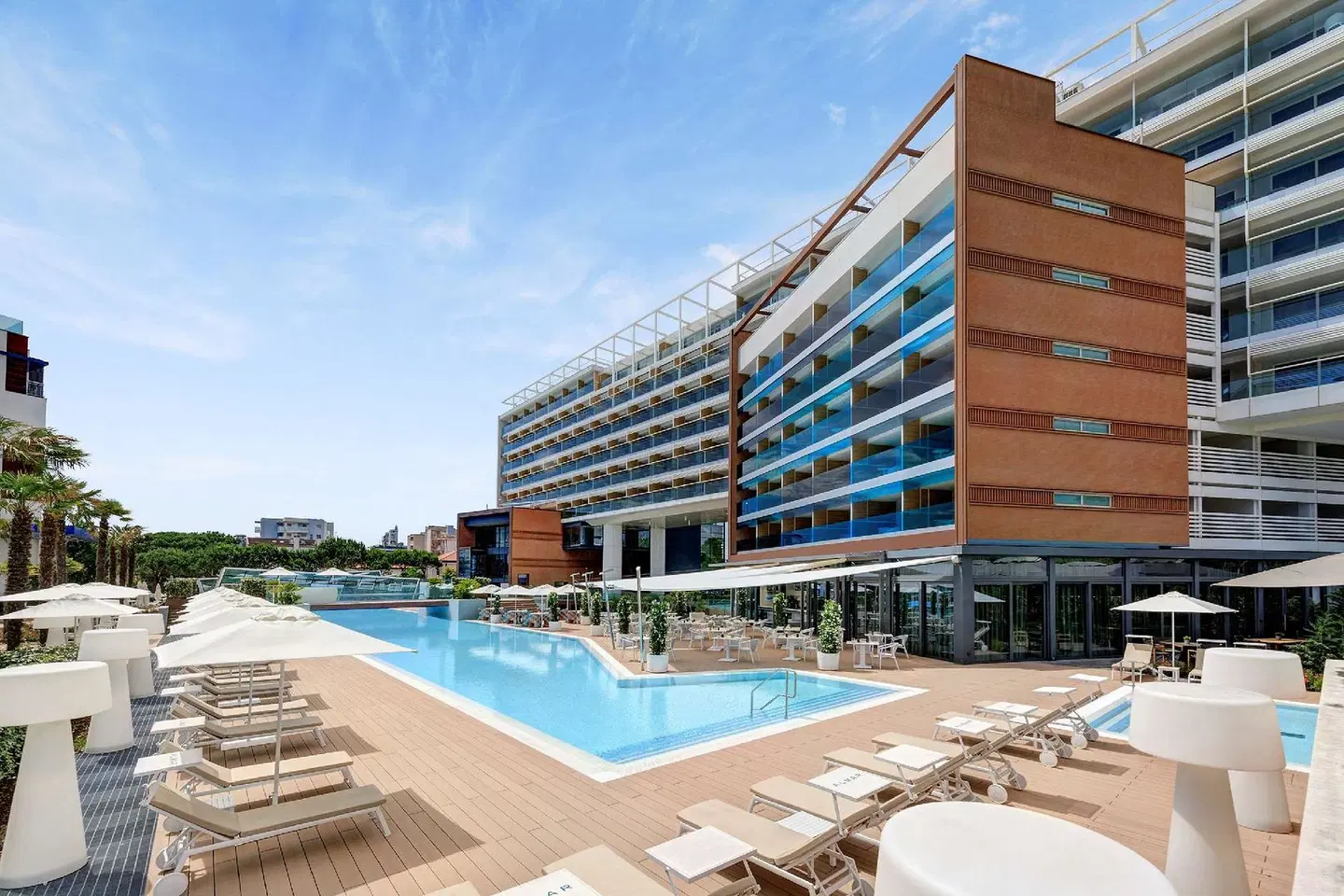 ALMAR JESOLO RESORT & SPA OUTDOOR_POOL