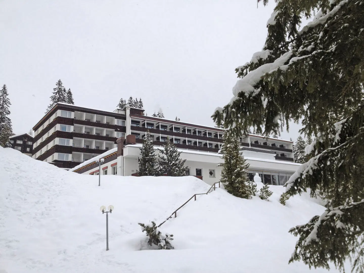 Arosa Alpine Club EXTERIOR