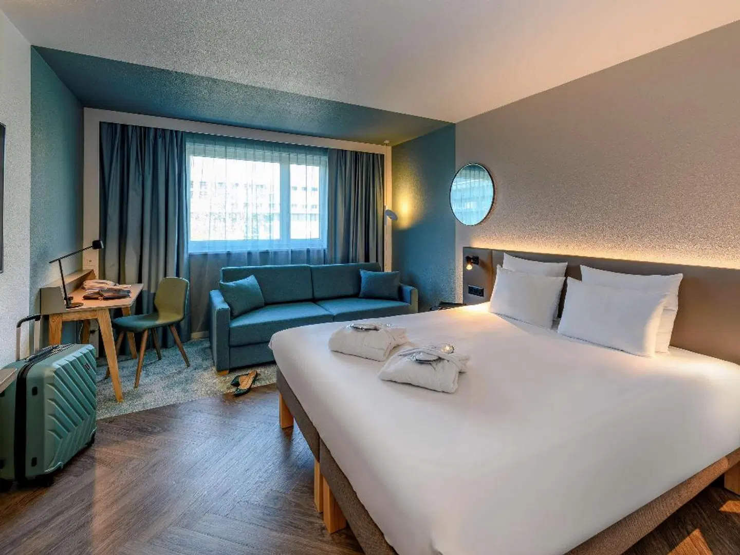 Novotel Zurich City-West Hotel ROOM_EXAMPLE