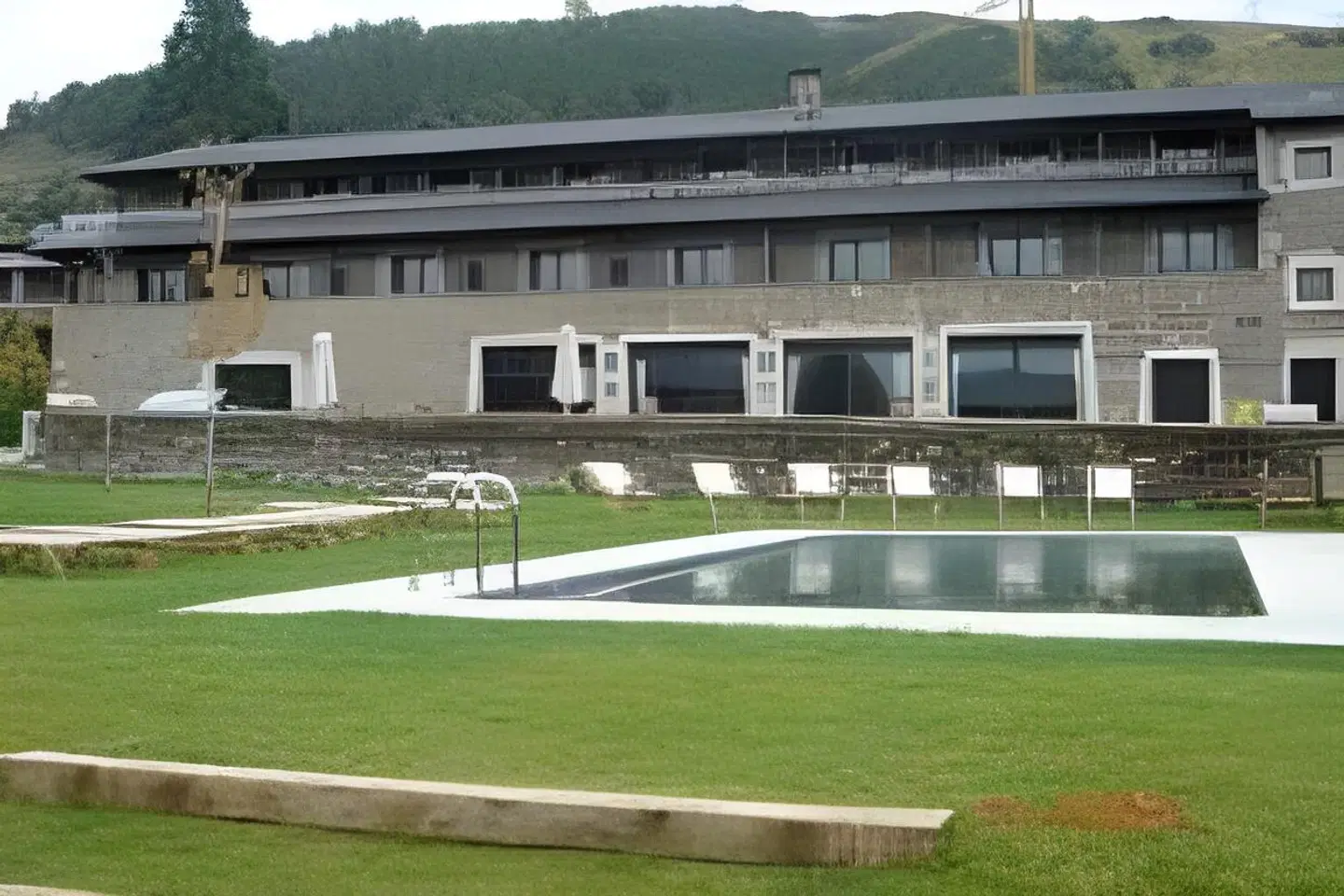 Bernat de So EXTERIOR