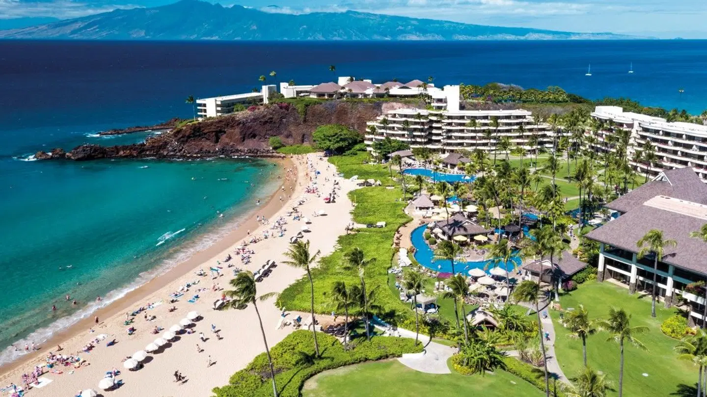 Sheraton Maui Resort & Spa EXTERIOR