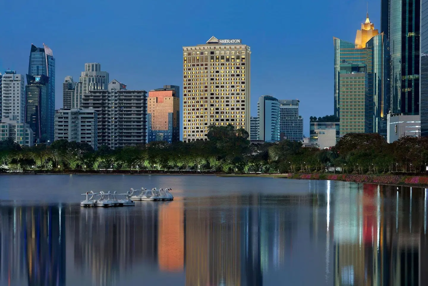 Sheraton Grande Sukhumvit, a Luxury Collection Hotel, Bangkok EXTERIOR