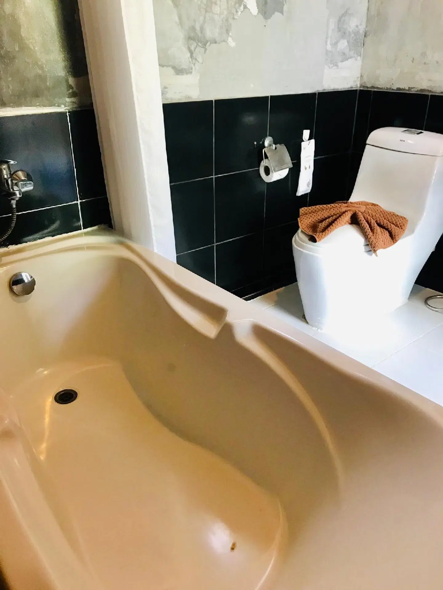 Chalaroste Lanta The Private Resort (SHA Extra Plus) Badezimmer