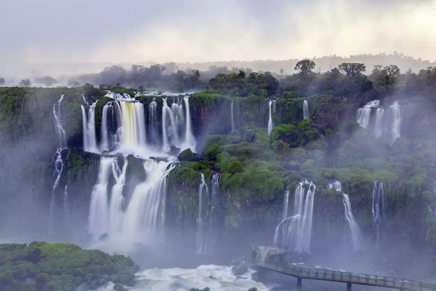 Am großen Wasser Iguassú - Sanma Hotel LANDSCAPE