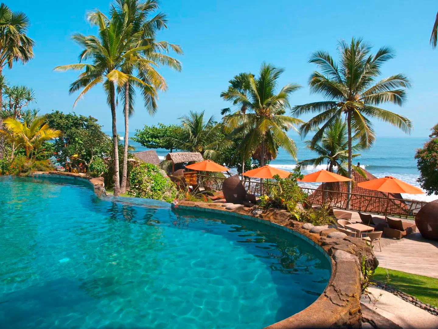 Puri Dajuma Beach Eco-Resort & Spa OUTDOOR_POOL