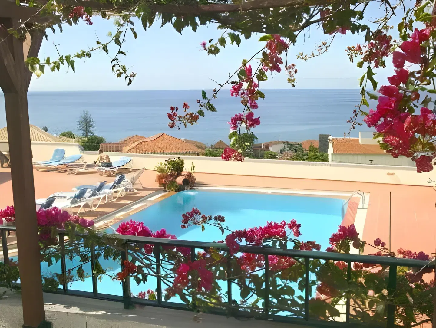 Apartamentos Quinta Mae dos Homens Bar