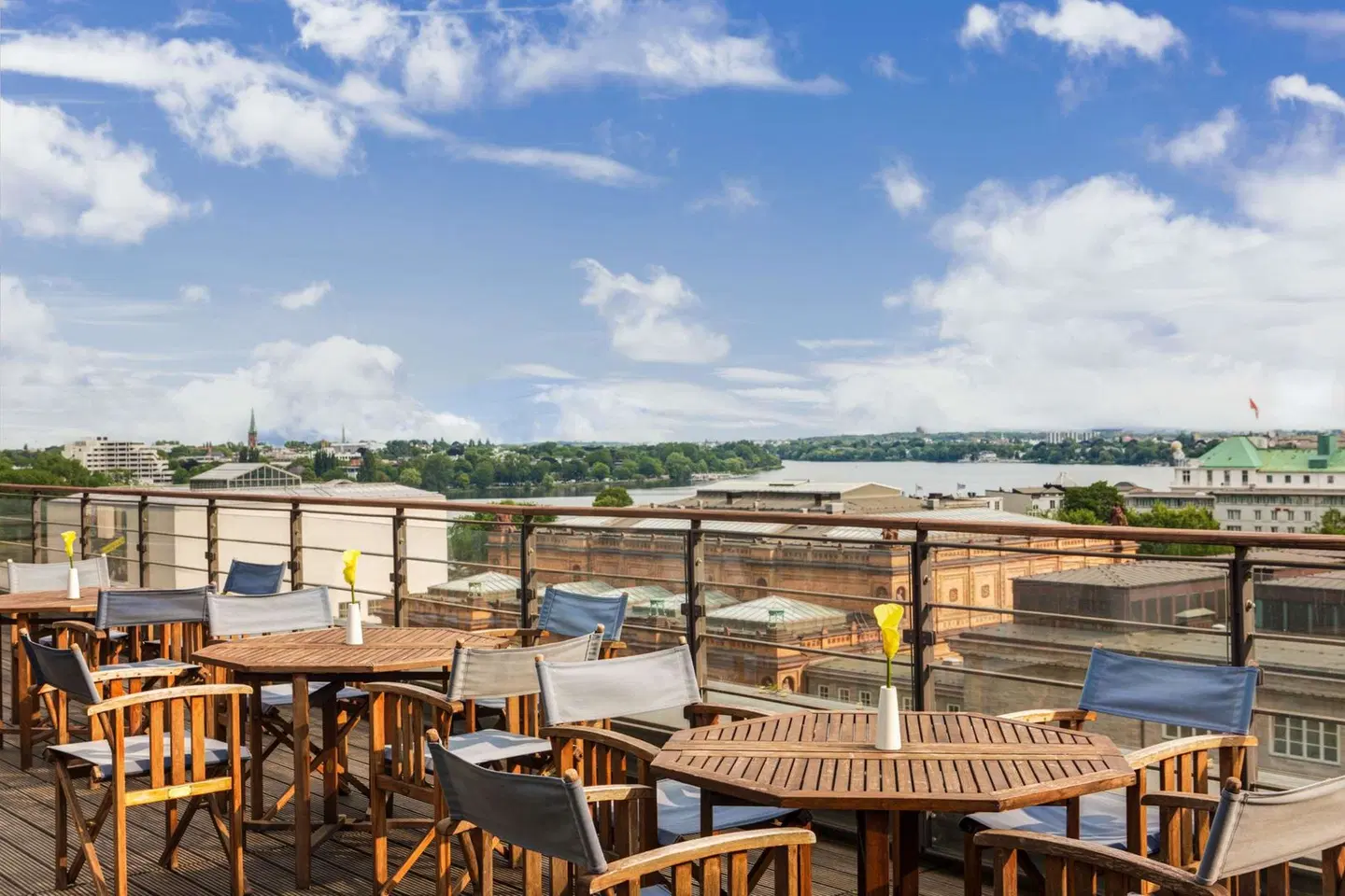 InterCityHotel Hamburg Hauptbahnhof Terrasse