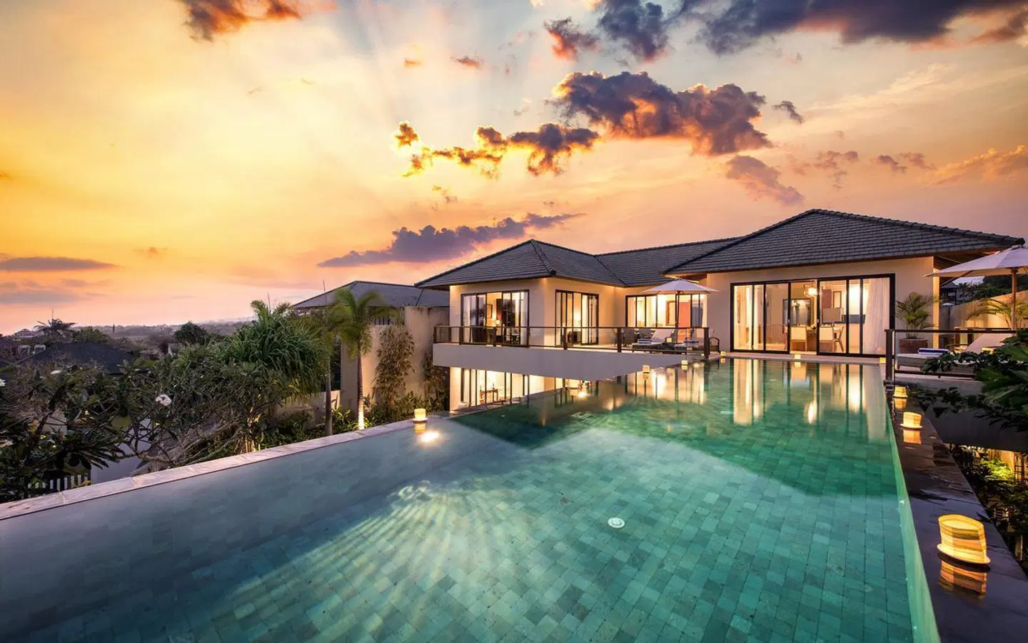 Karang Saujana Estate OUTDOOR_POOL