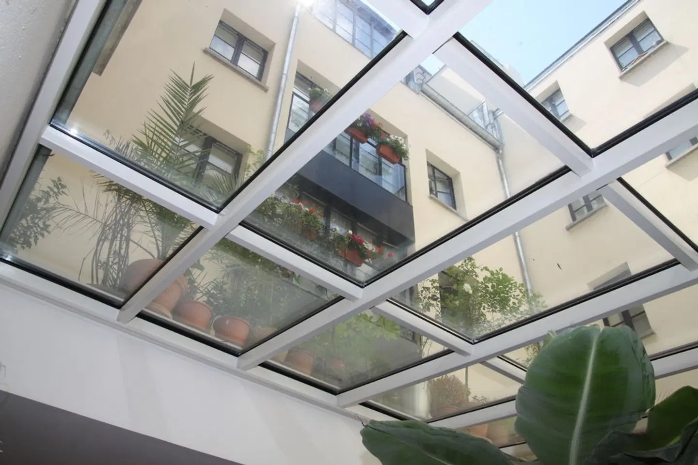 Hôtel Paris LaFayette EXTERIOR