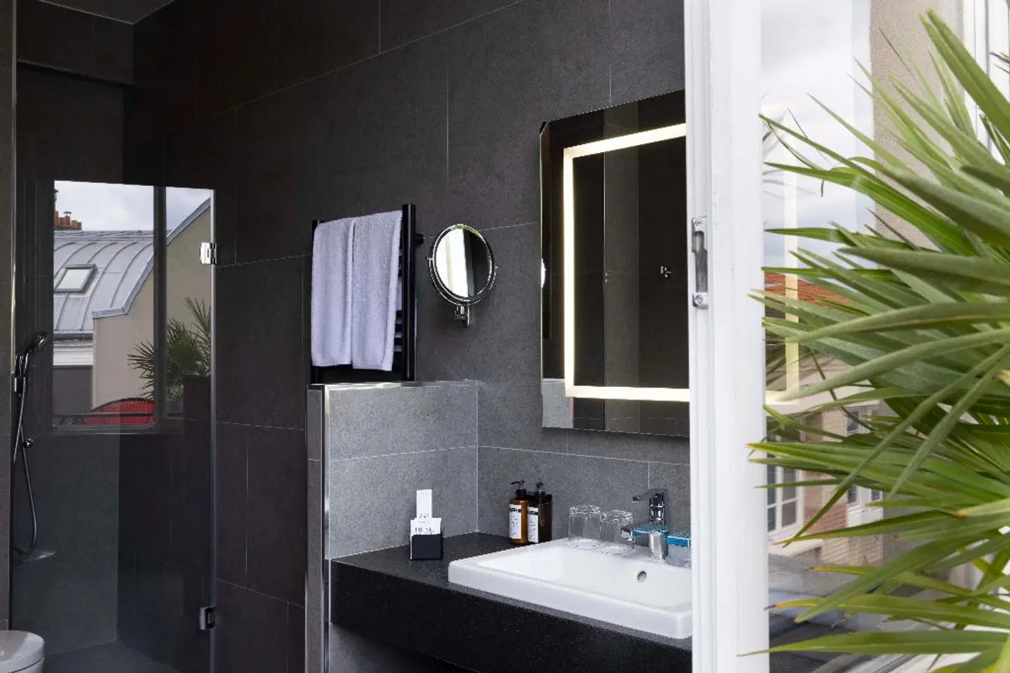 Hôtel Opéra Liège Badezimmer