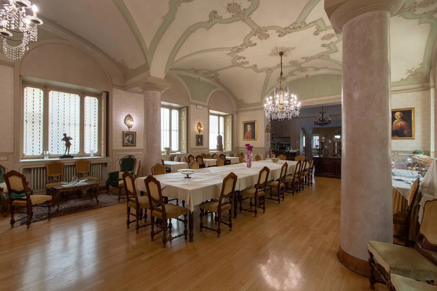 Dogana Vecchia Restaurant