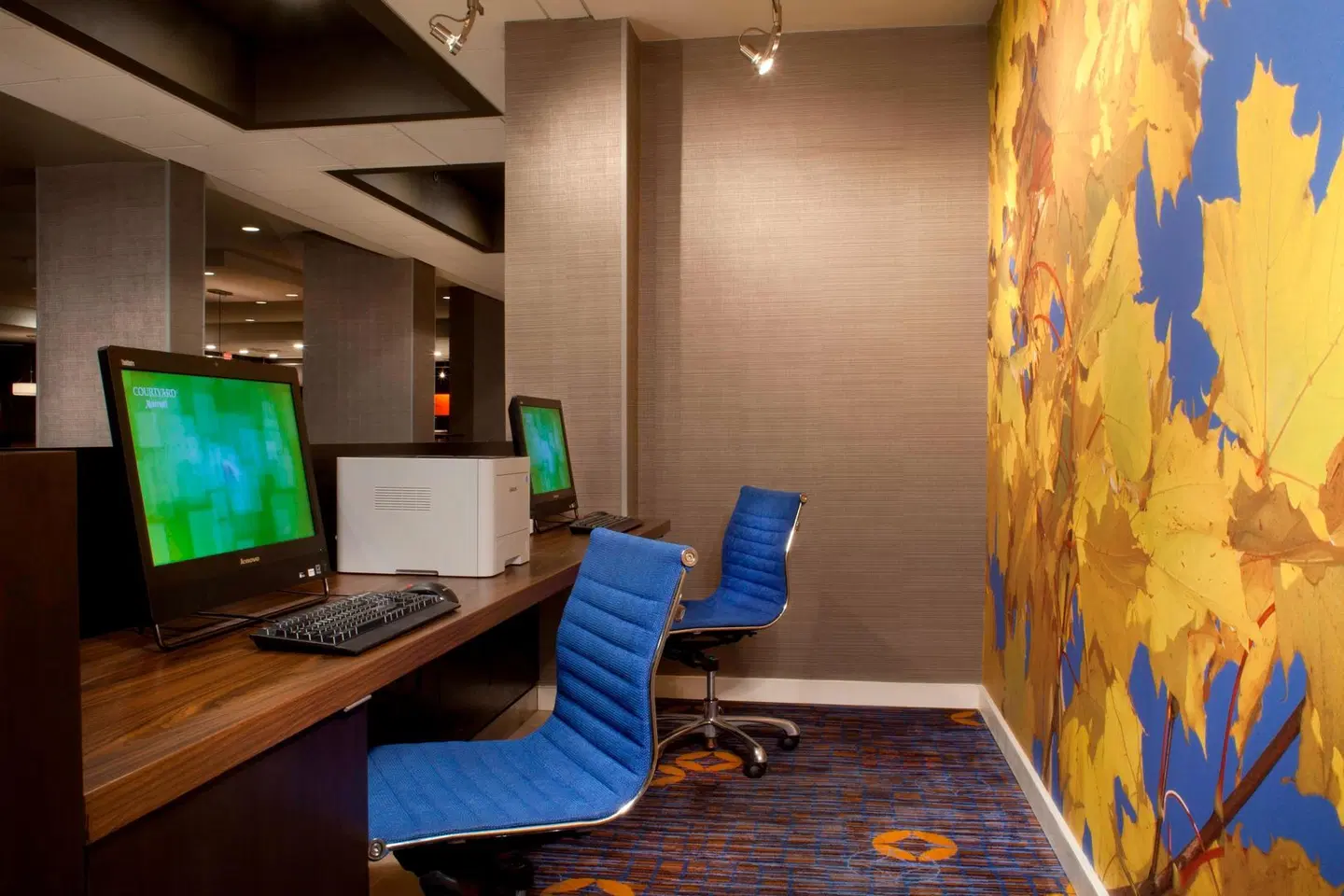 Courtyard by Marriott Bloomington ROOM_EXAMPLE