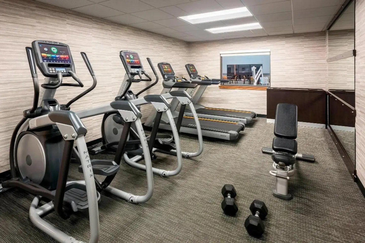 Courtyard by Marriott Chicago O'Hare SPORTS_AND_LEISURE