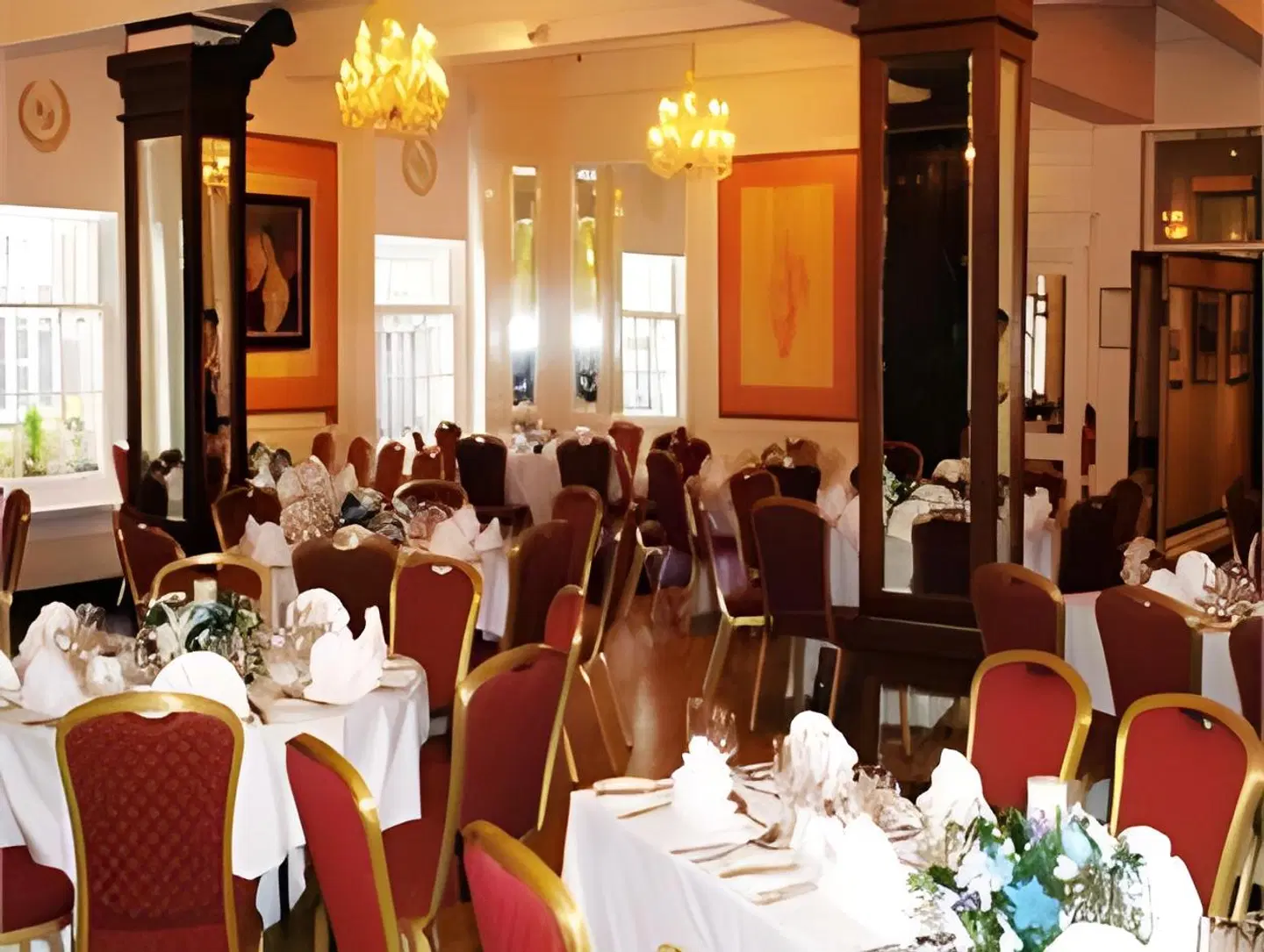 Wynn's Hotel RESTAURANT