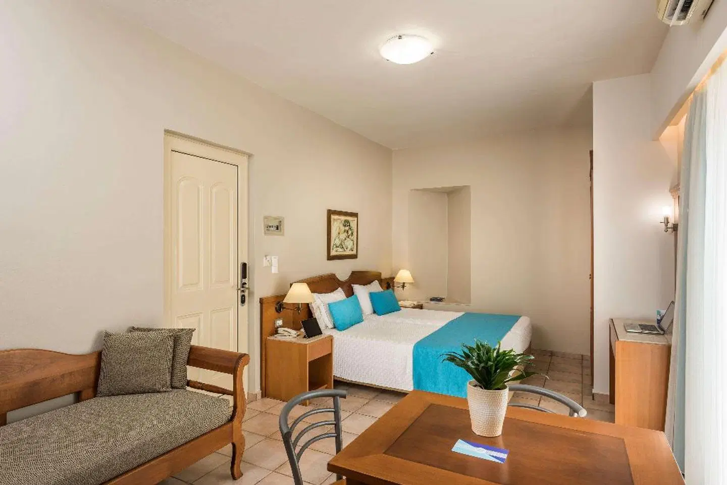 Elotis Suites ROOM_EXAMPLE