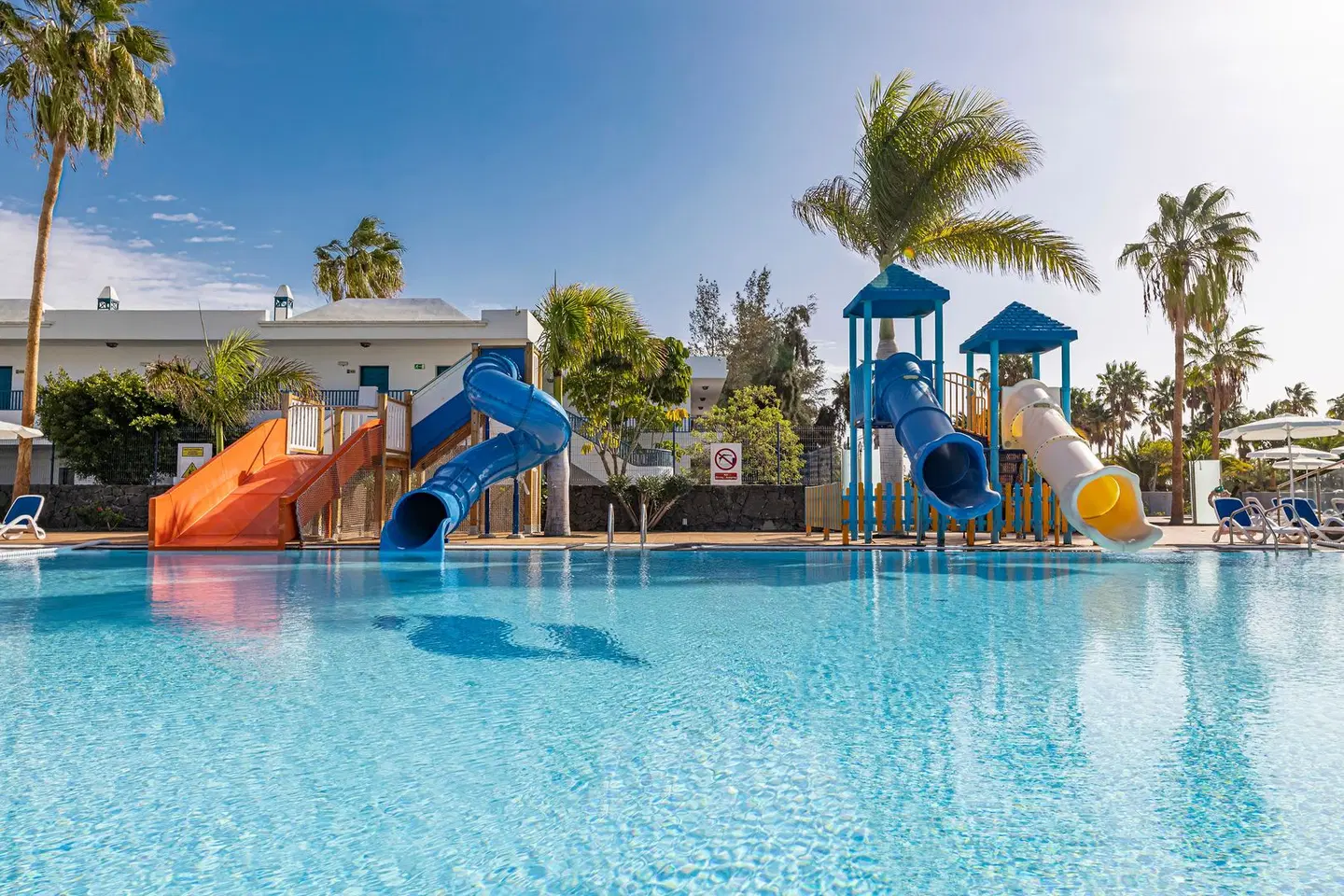 THB Tropical Island OUTDOOR_POOL