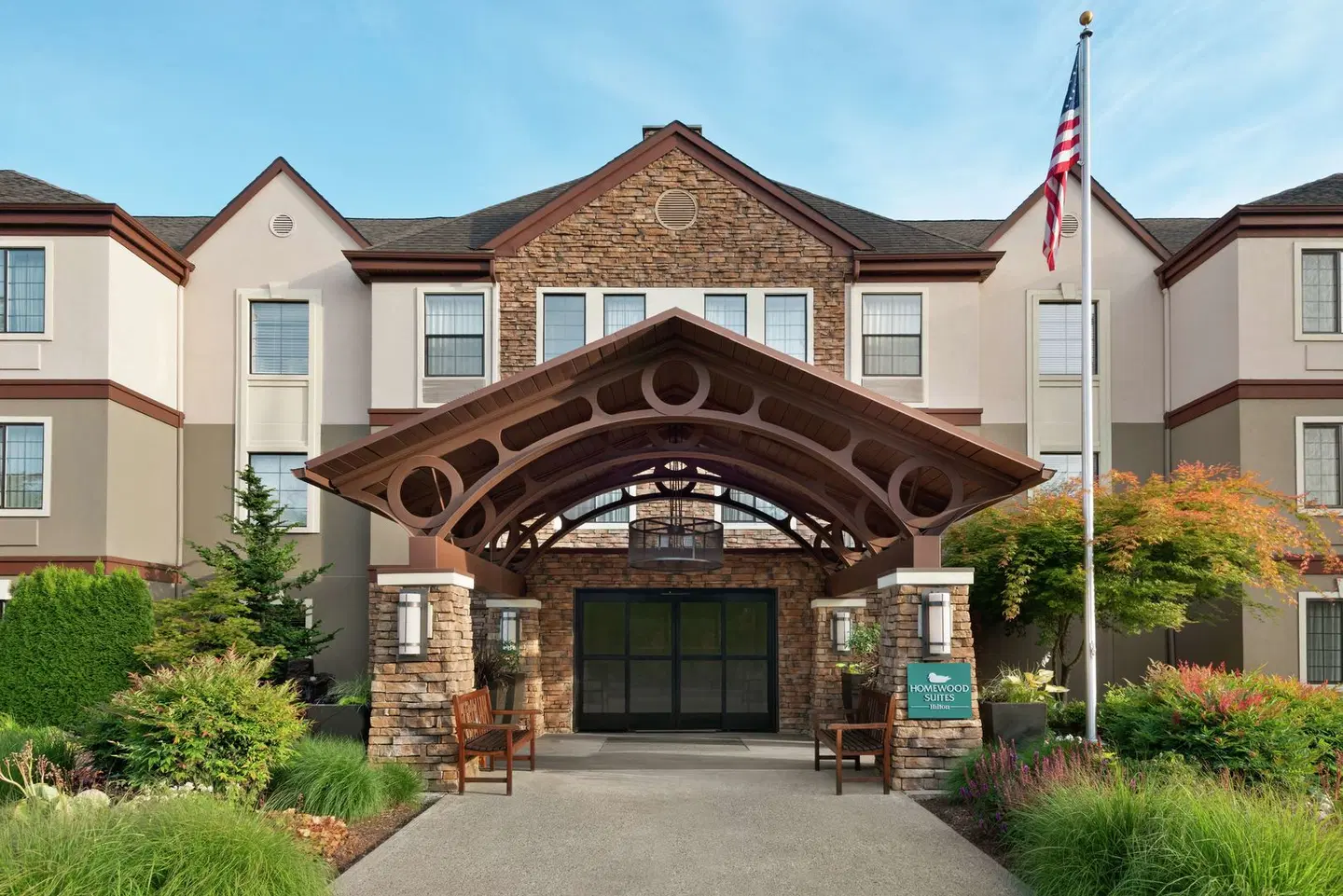 Homewood Suites by Hilton Portland Airport EXTERIOR