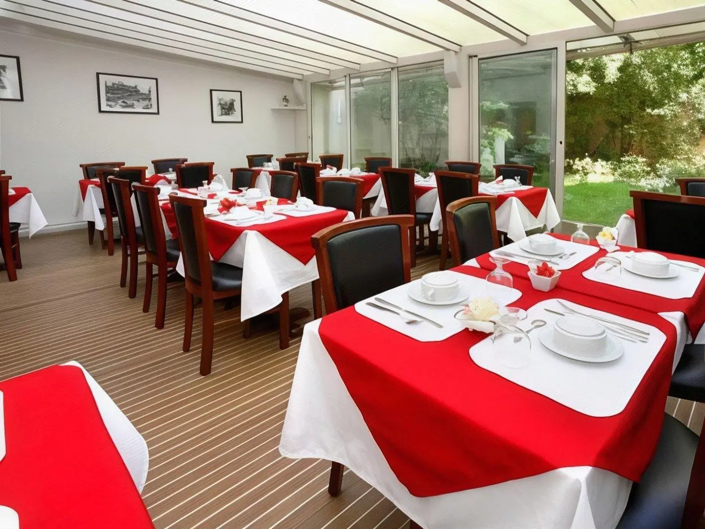 Diese Hotel Bastille RESTAURANT