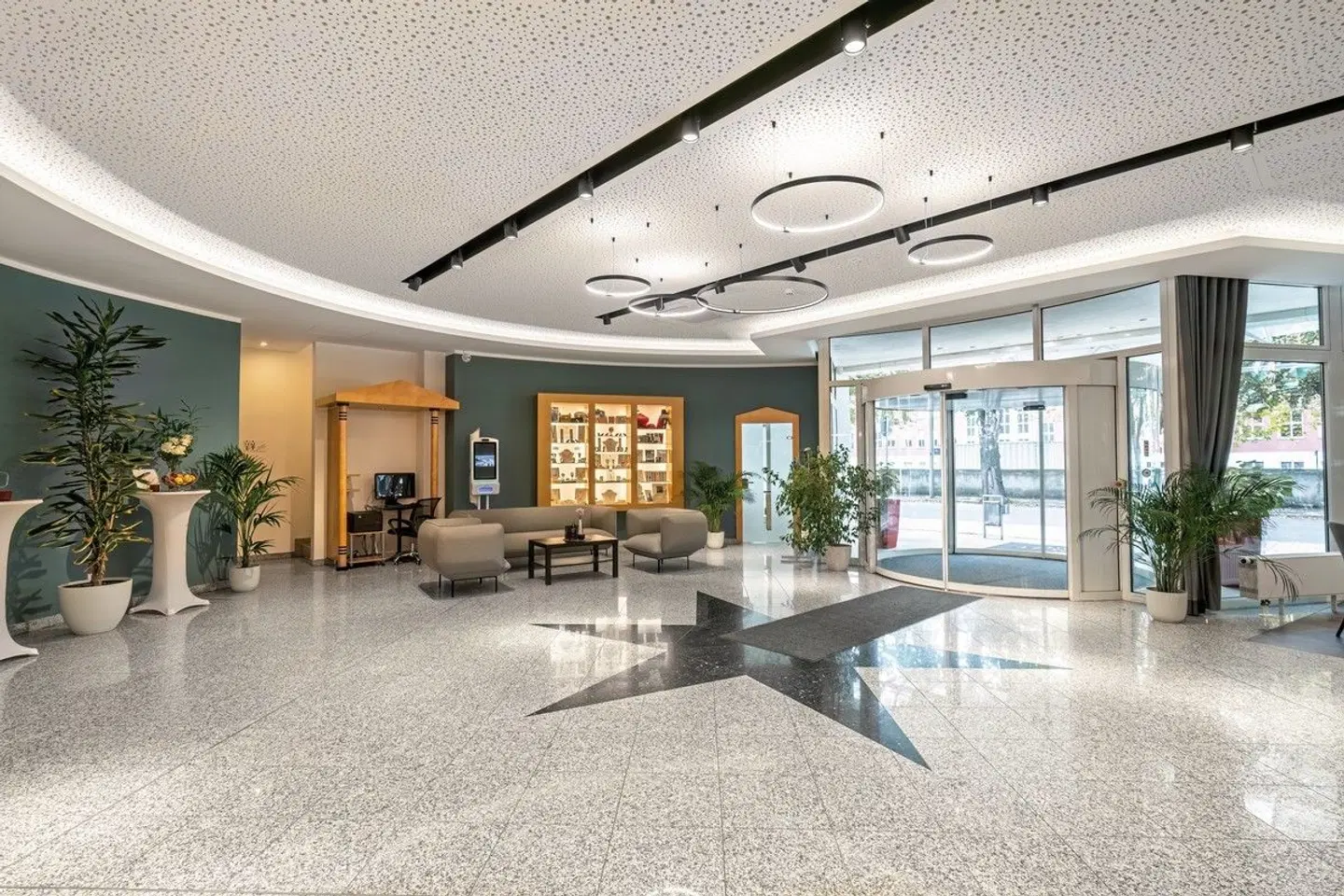 Andante Hotel Dresden INDOOR_POOL