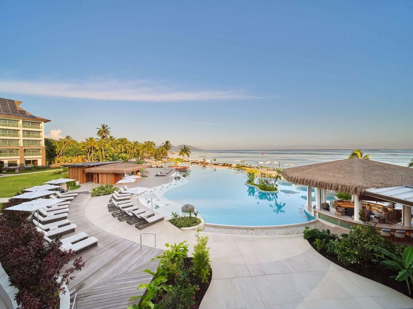 Hilton Hotel Tahiti OUTDOOR_POOL