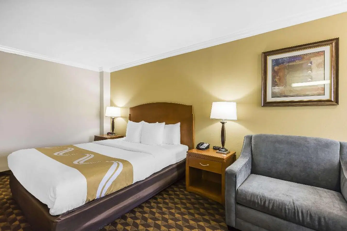 Quality Inn & Suites Los Angeles Airport - LAX ROOM_EXAMPLE
