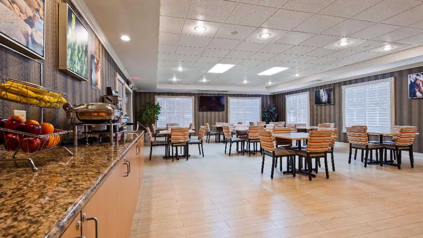 Best Western PLUS Rama Inn RESTAURANT