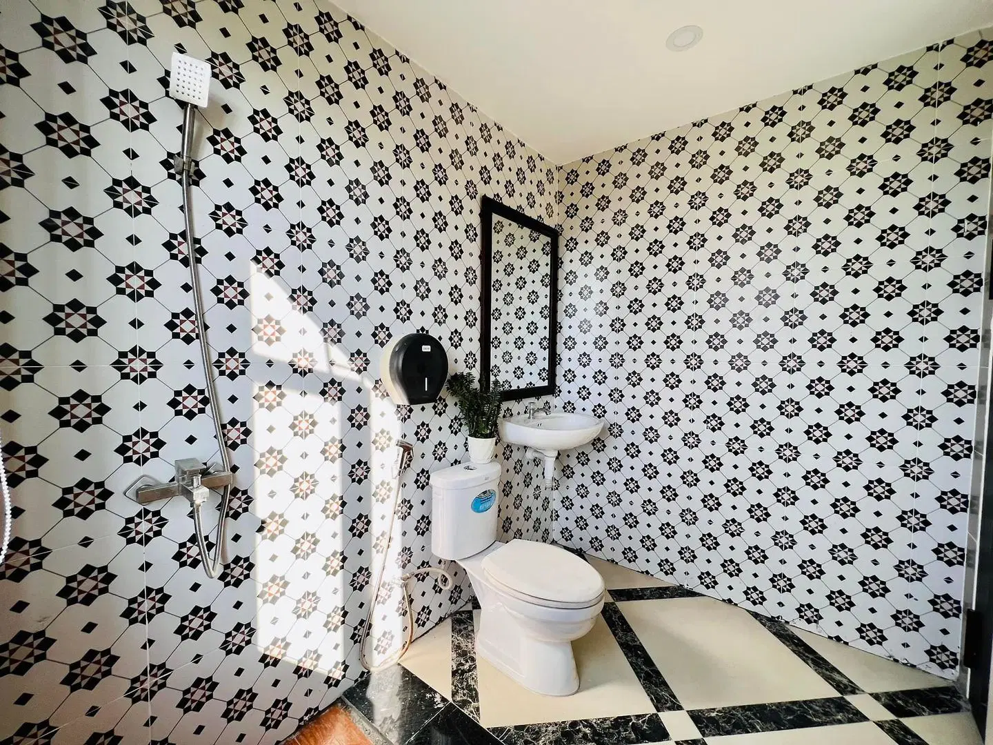 Eros Villa Hoi An Badezimmer