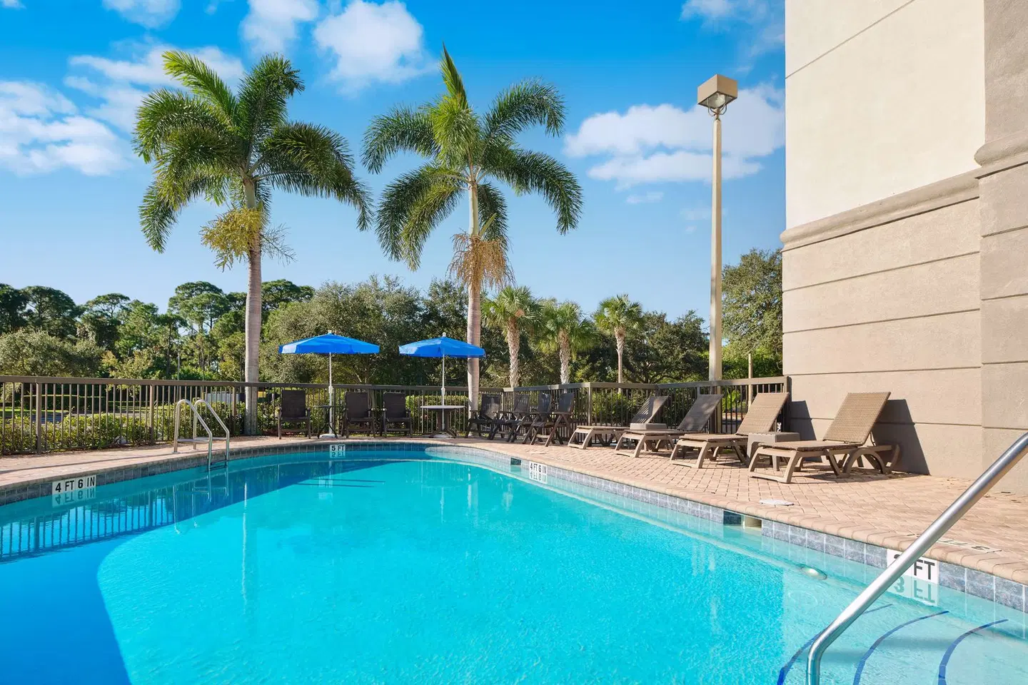 Hampton Inn Melbourne-Viera OUTDOOR_POOL