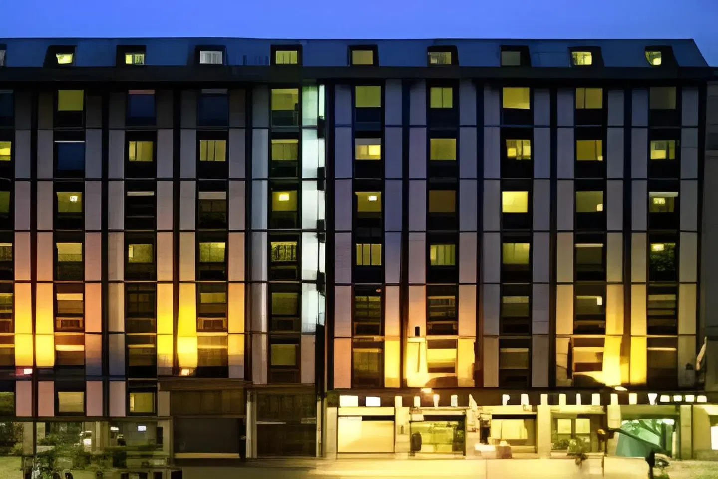 President Pomezia EXTERIOR