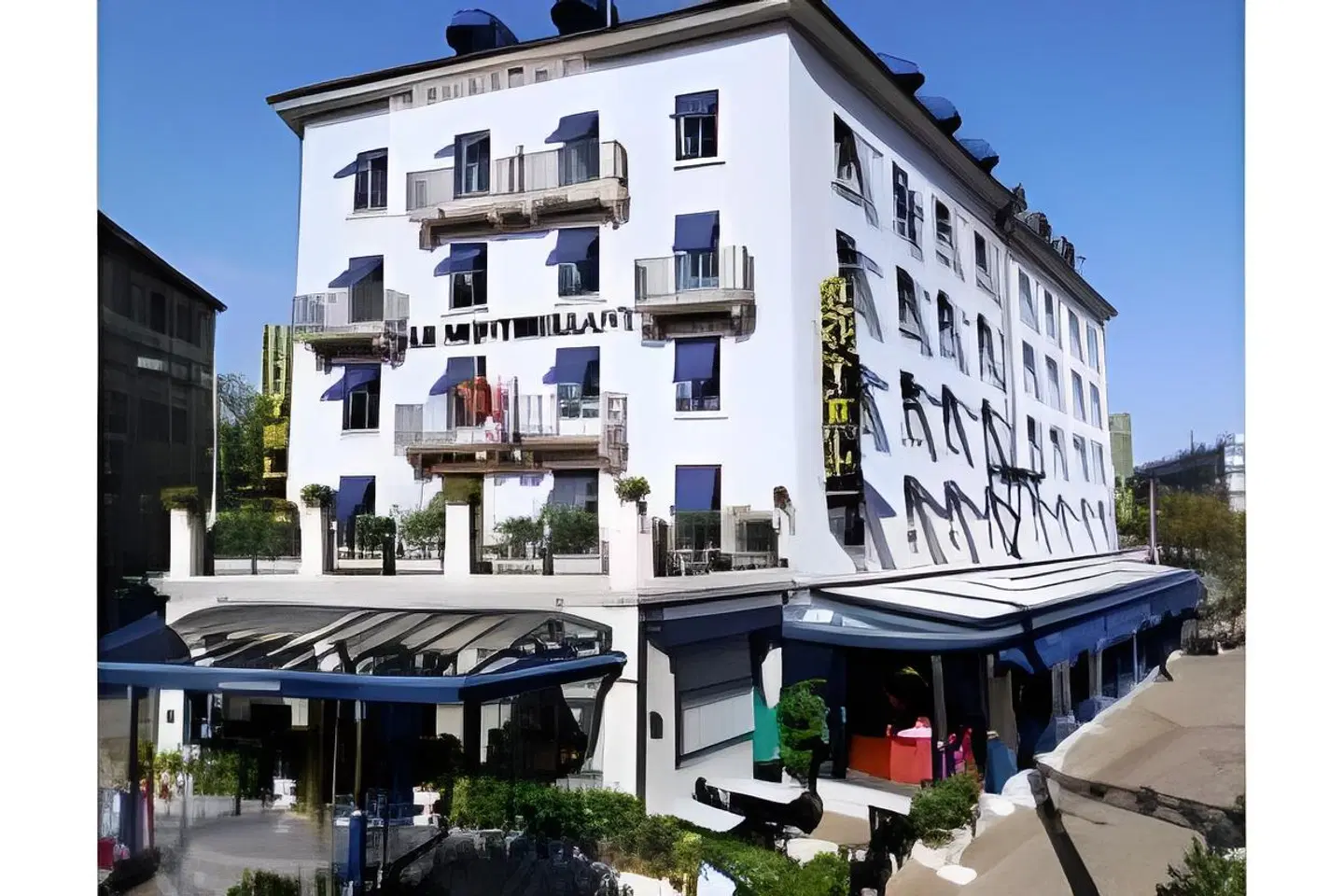 Le Montbrillant EXTERIOR