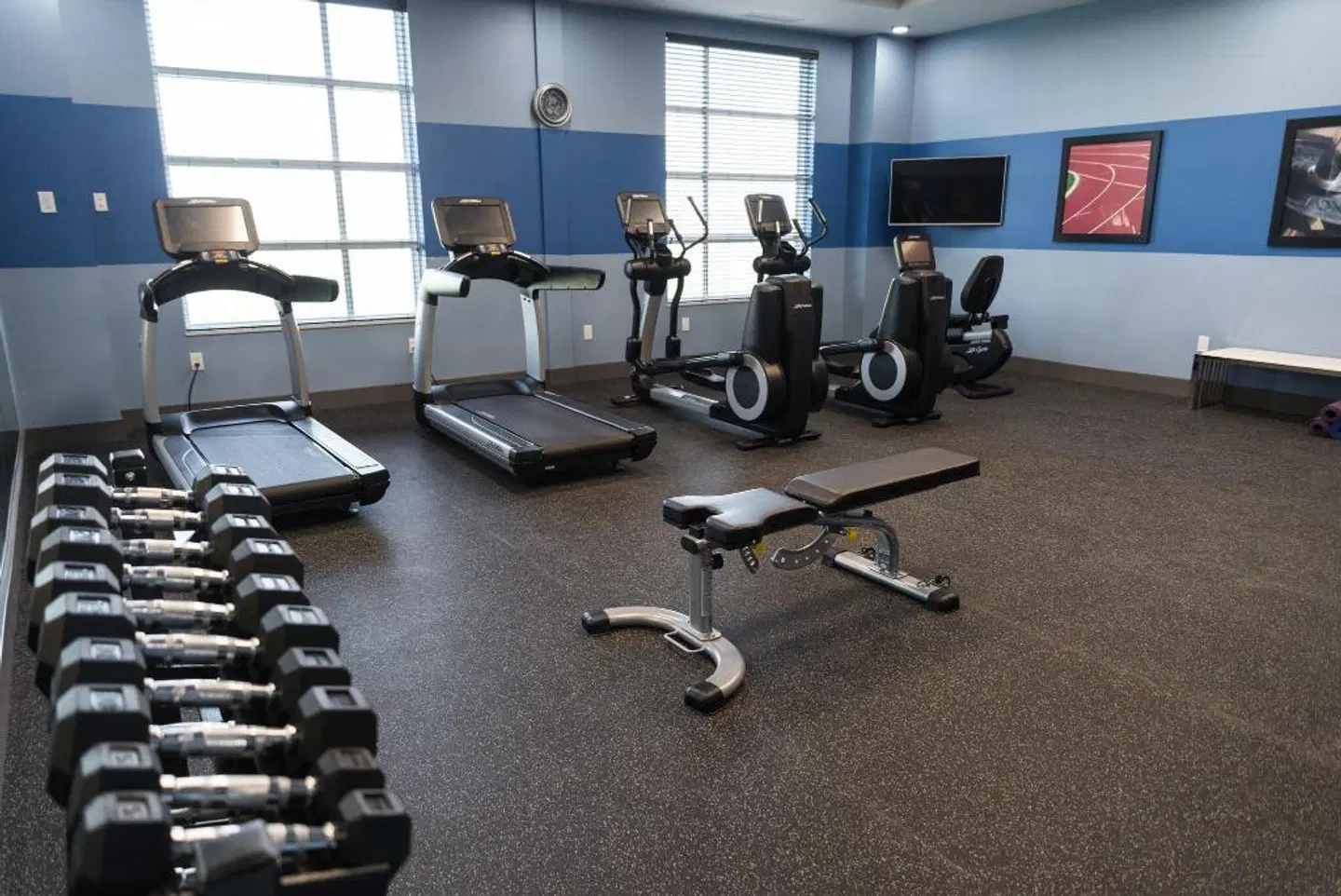 Four Points by Sheraton Sherwood Park SPORTS_AND_LEISURE