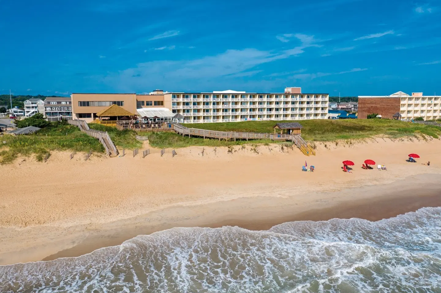 Ramada Plaza by Wyndham Nags Head Oceanfront BEACH