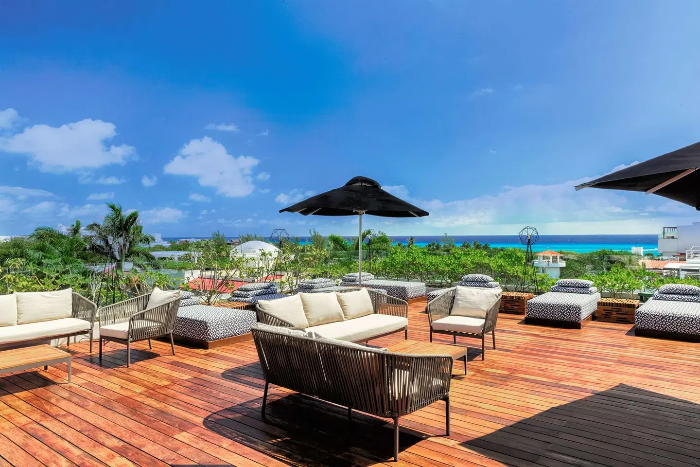 The Yucatan Playa del Carmen All-Inclusive Resort, Tapestry by Hilton Terrasse