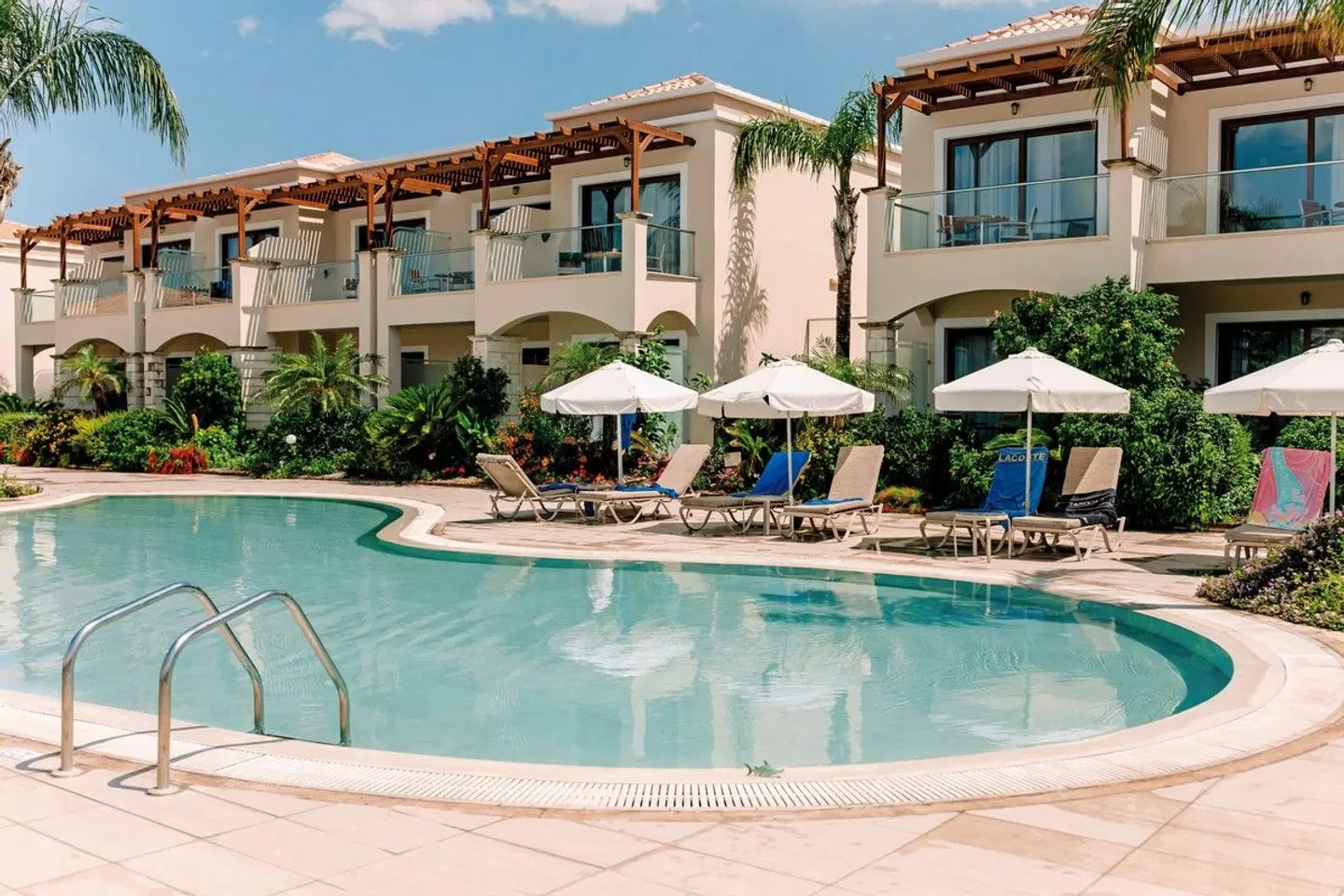 Mythos Beach Resort OUTDOOR_POOL