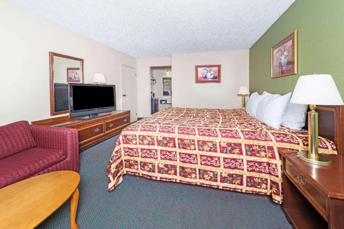 Days Inn by Wyndham New Market Battlefield ROOM_EXAMPLE