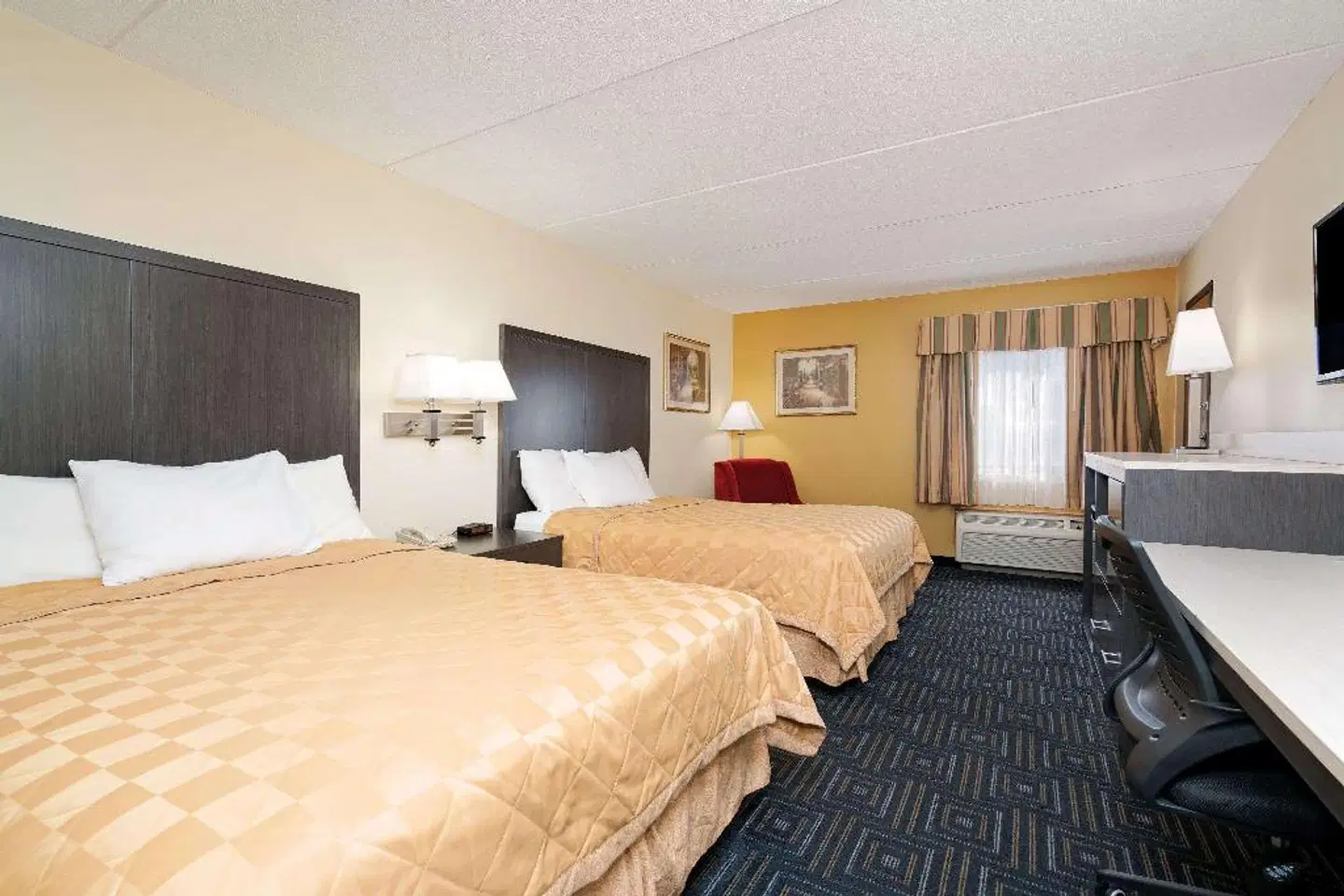 Days Inn by Wyndham Mounds View Twin Cities North ROOM_EXAMPLE