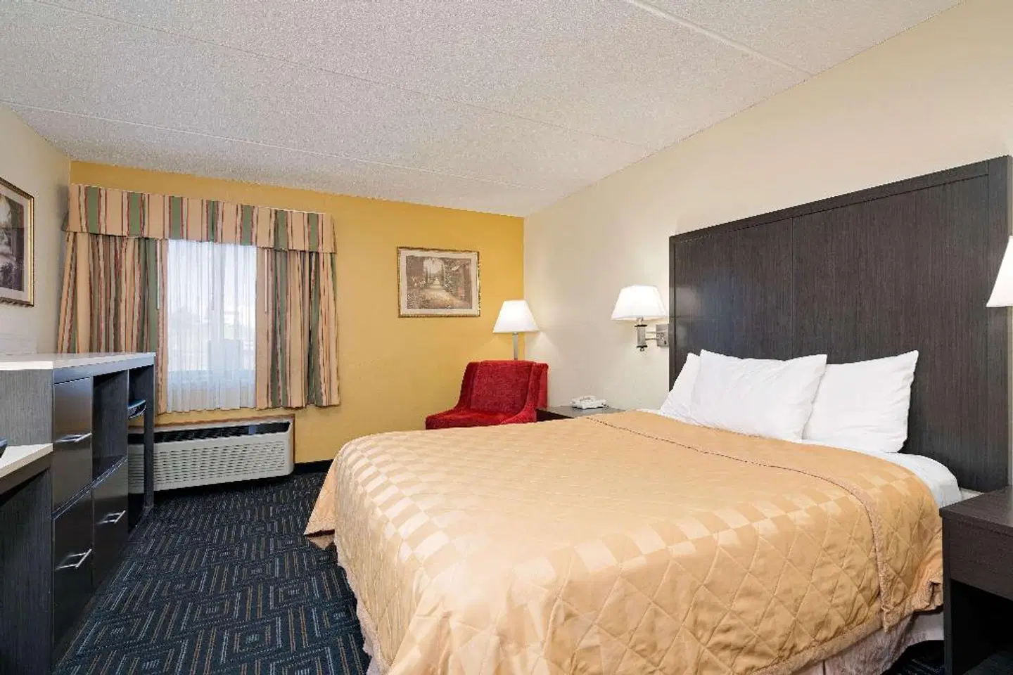 Days Inn by Wyndham Mounds View Twin Cities North ROOM_EXAMPLE