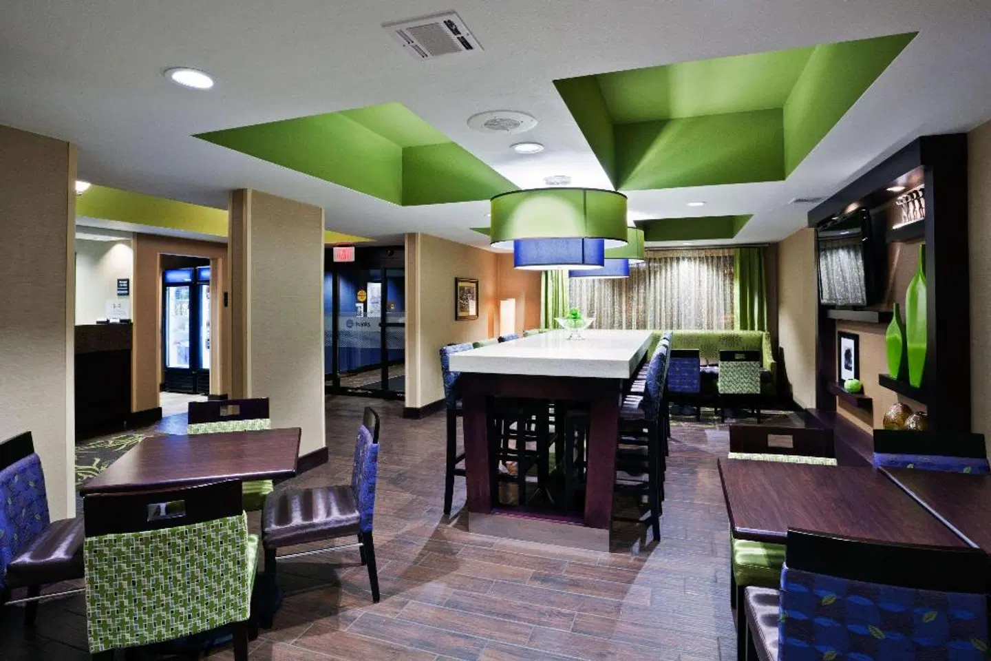 Hampton Inn Sioux Falls LOUNGE_LOBBY